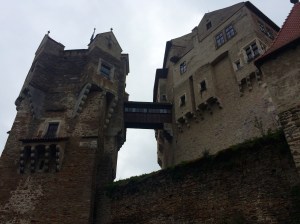 Closer-up of a bridge.